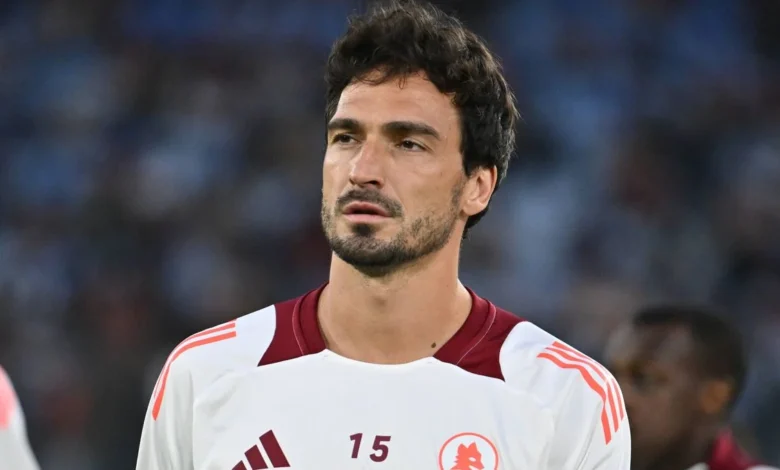 Veteran defender Mats Hummels