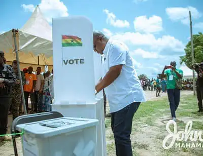 John Dramani Mahama, the flagbearer for the National Democratic Congress (NDC), casting his vote