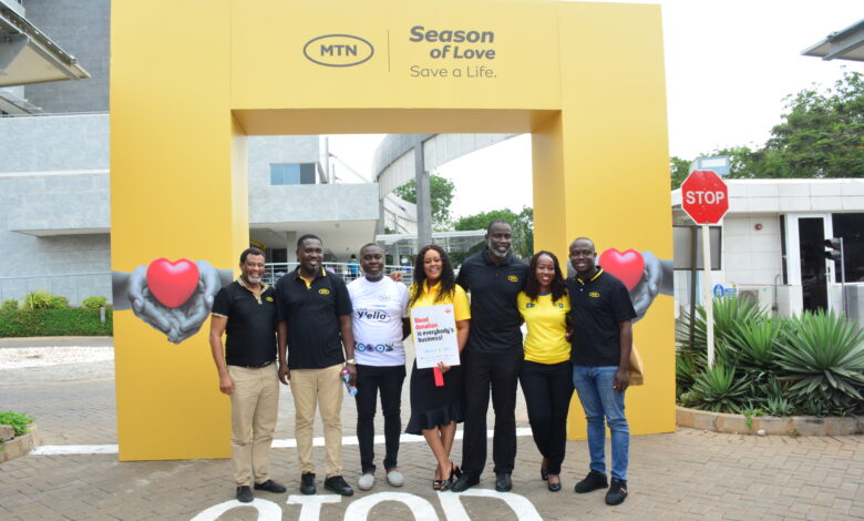 Nana Kofi Asare,GM Legal and Regulatory, Robert Kuzoe SM MTN Ghana Foundation and Team during the Save a Life